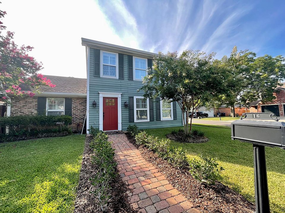 1st image of 16 Heatherstone Dr