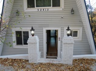 32415 Scandia Dr, Running Springs, CA 92382