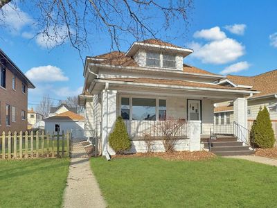 1025 South 76th STREET, West Allis, WI, 53214