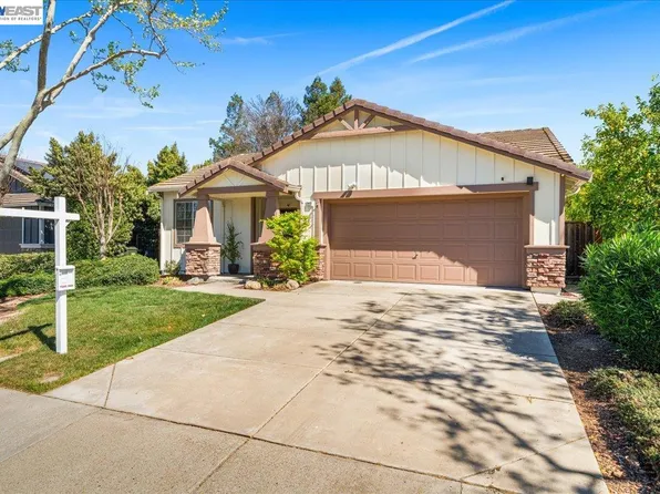 1727 Sutter St, Livermore, CA 94551