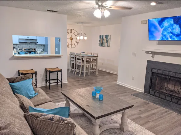 4300 Beasley Ct #4300, Virginia Beach, VA 23462