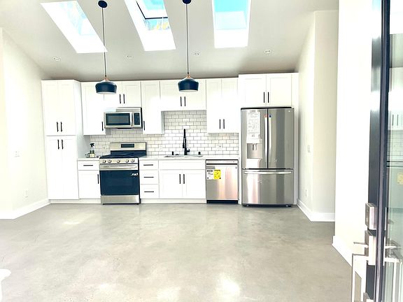 View walking into the front door