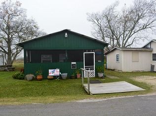 107 White Head Rd, Anahuac, TX 77514