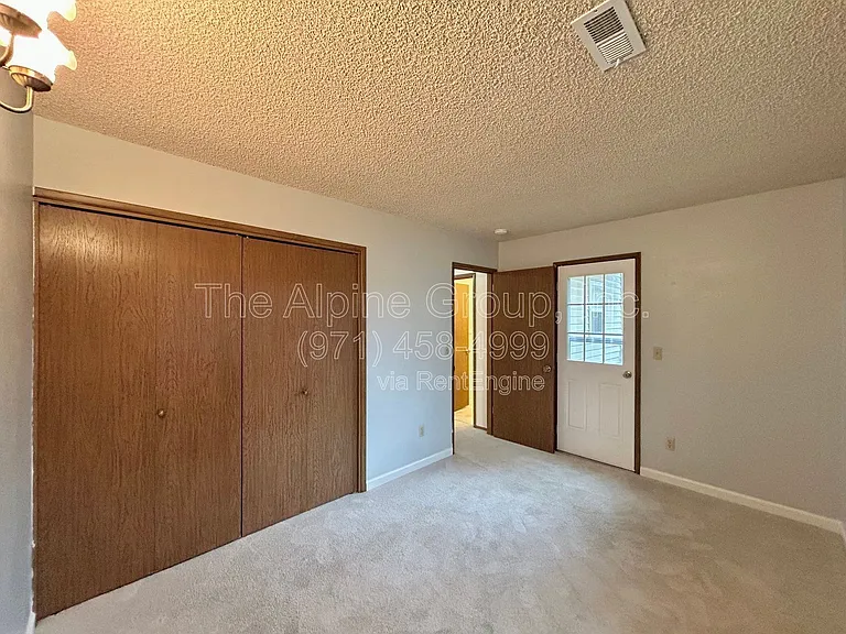 5462 SW Murray Blvd — Photo 24