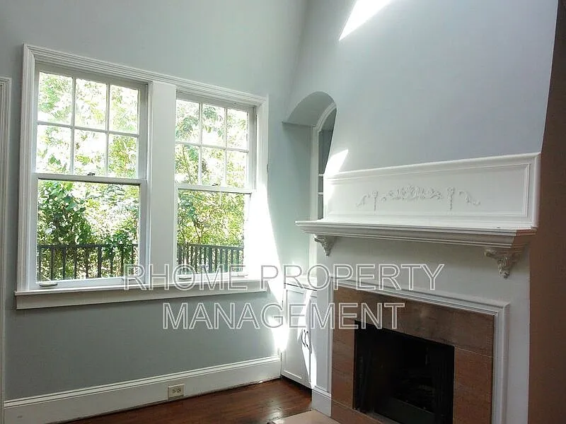 2 bed, 2.0 bath, 836 sqft, $2,800 — Photo 4