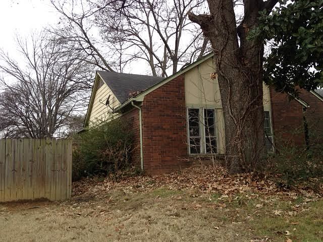 1st image of 3661 Ironwood Dr