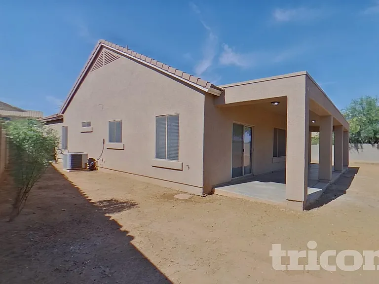 7050 W Sophie Ln — Photo 15
