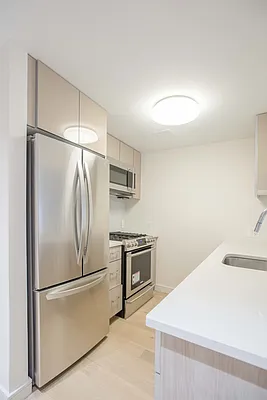 Rented by Compass | media 25