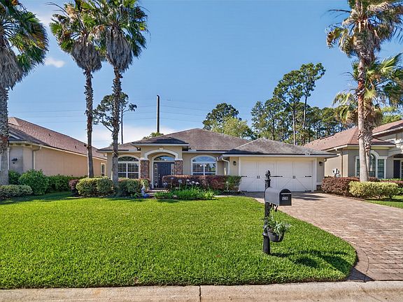 3rd image of 536 Spanish Way W