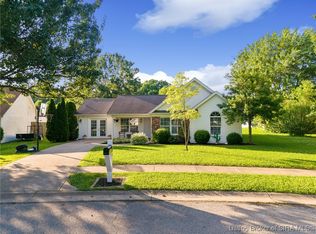 1102 High Meadow Rd, Jeffersonville, IN 47130