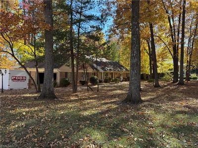 3206 Saint Regis Rd, Greensboro, NC, 27408