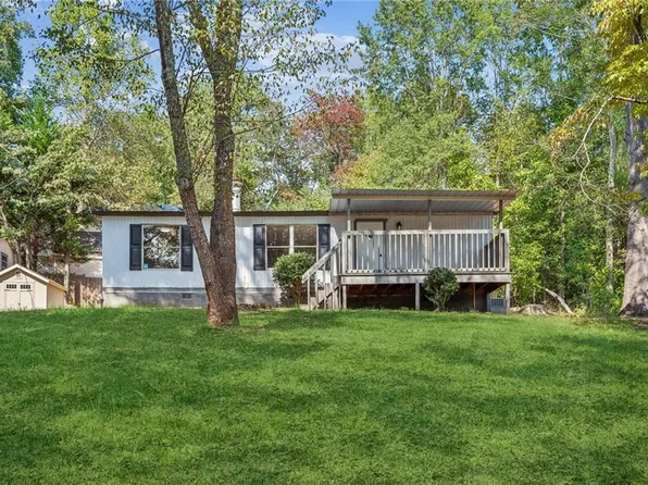 6925 Crystal Cove Trl, Gainesville, GA 30506