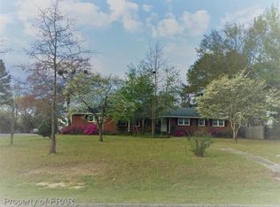 5819 Fairway Dr, Hope Mills, NC 28348