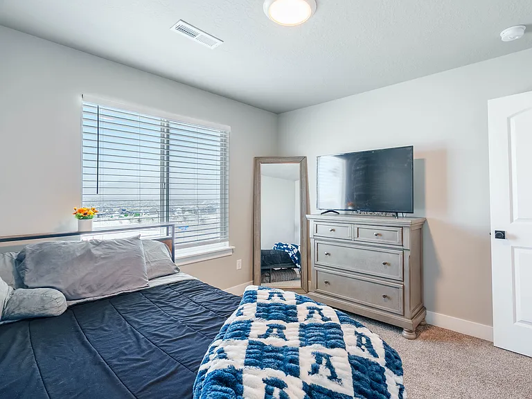 712 N Banner Dr — Photo 21