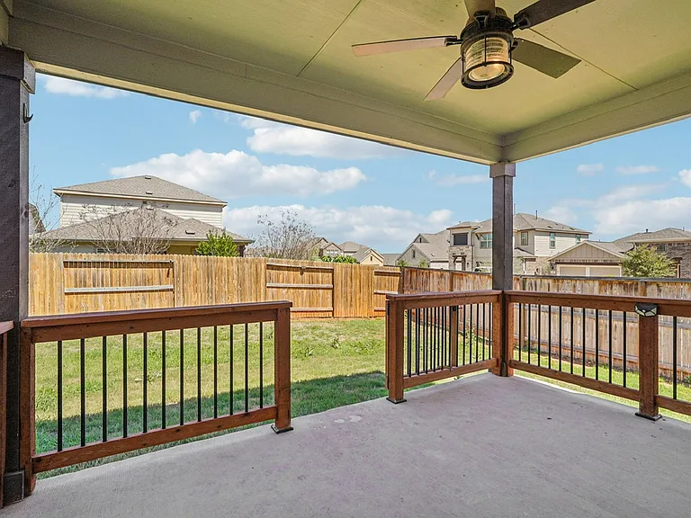 2034 Egret Ave — Photo 16