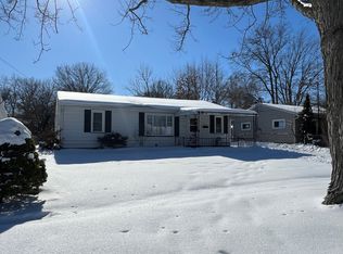 850 Oakwood Dr, Elyria, OH 44035