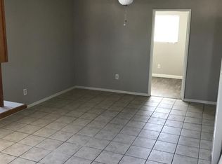 425 E 51st St, Long Beach, CA 90805