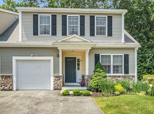 28 Ellsworth Village Rd UNIT 28, Acton, MA 01720