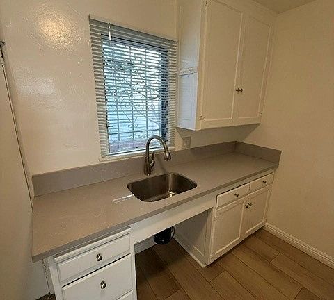 4th image of 1244 21st St APT A