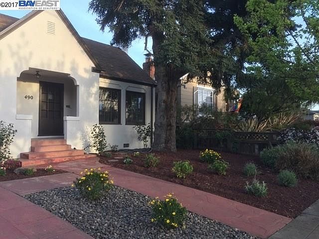 1st image of 490 Superior Ave