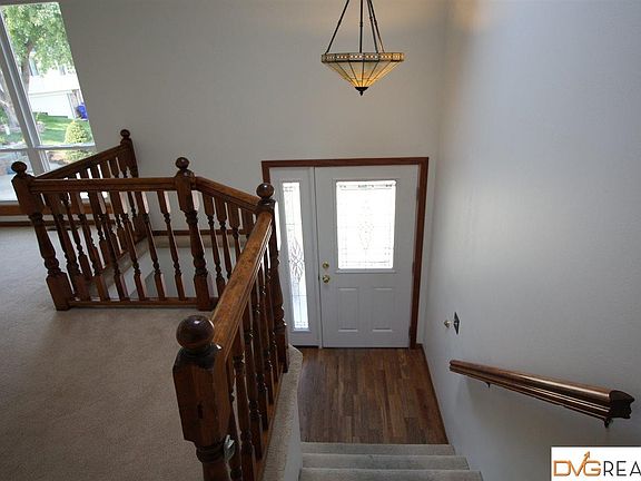 3rd image of 817 Juniper Cir