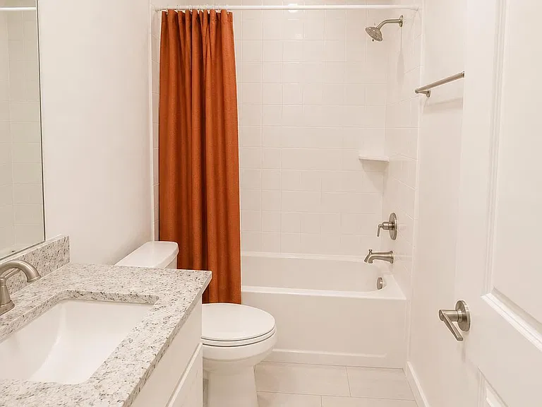 613 Laurel Ln — Photo 25