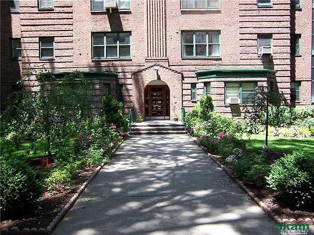 2nd image of 7810 34th Ave APT 1J