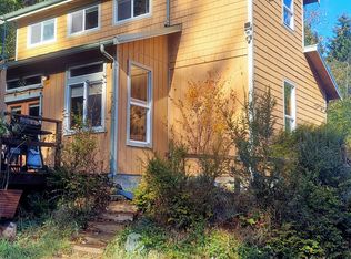 440 Solaris Ln, Bayside, CA 95524