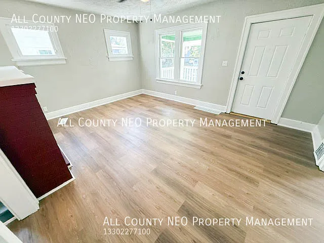 549 Wildwood Ave — Photo 23