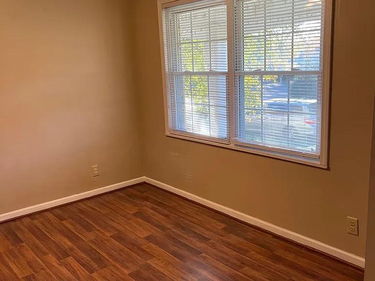 1601 E Fort Wayne St #12 — Photo 3