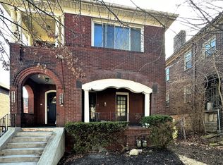 5718 Beacon St, Pittsburgh, PA 15217