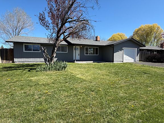 2nd image of 4839 Darwin Pl