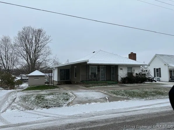 700 N High Street, Salem, IN 47167