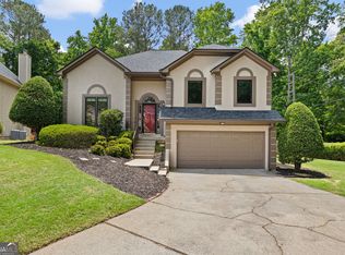 390 Shady River Trce, Roswell, GA 30076