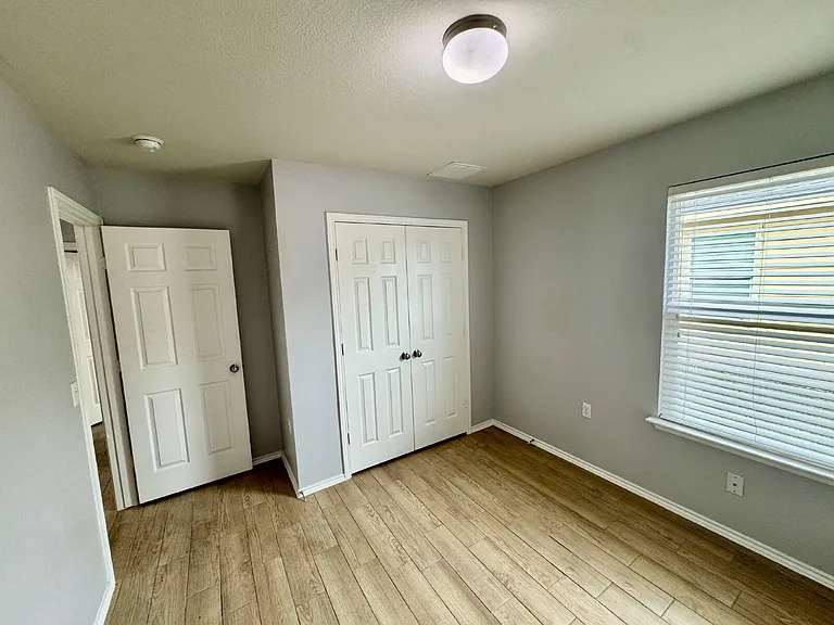 5816 Knoll Pines Pass — Photo 17