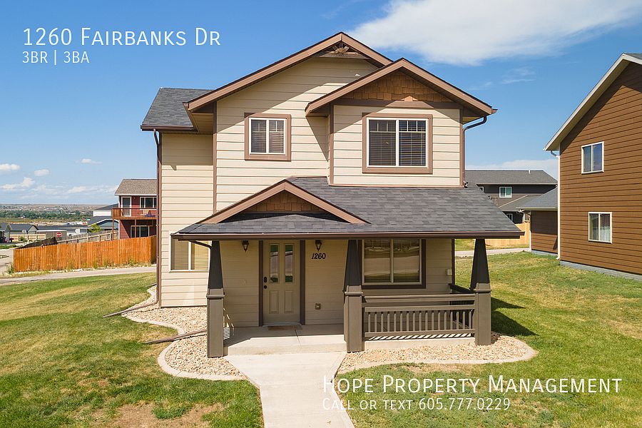 1st image of 1260 Fairbanks Dr