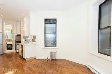 Rented by Mdrn Residential