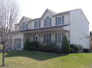3304 Wyoming Dr N, Sinking Spring, PA 19608