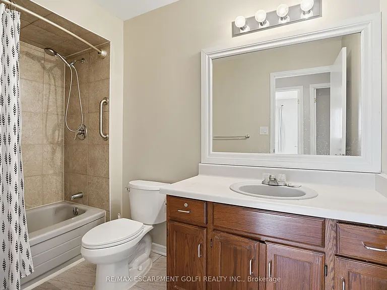 3905 Old Orchard Way — Photo 17