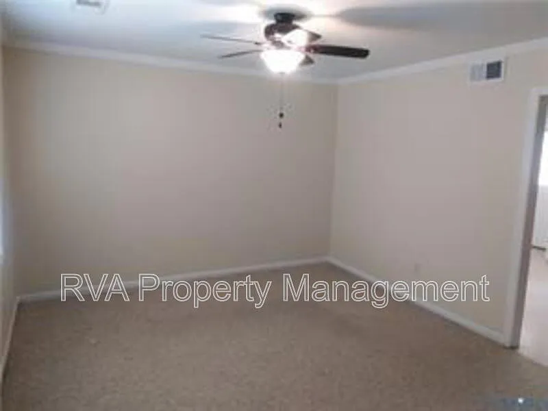 Building Photo - 5308 Jovern Dr #5312