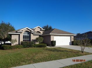 4679 Treasure Cay Rd, Tavares, FL 32778