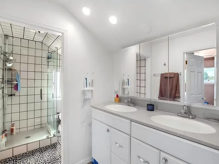 1181 Muriel Ct — Photo 23