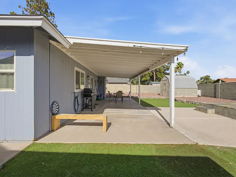 2329 E Concorda Dr — Photo 22