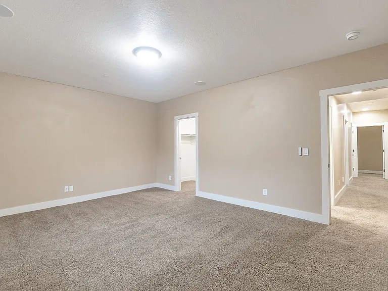 14637 S Woods Landing Ct — Photo 32