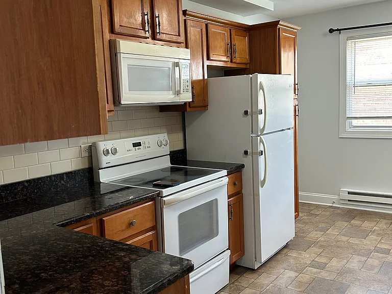 6247 W 94th St #3A — Photo 5