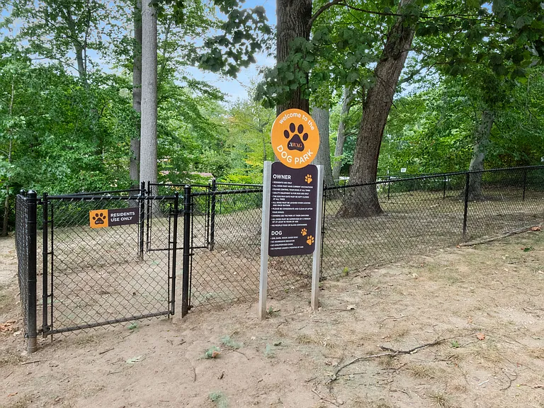 Westover Pointe — Photo 19