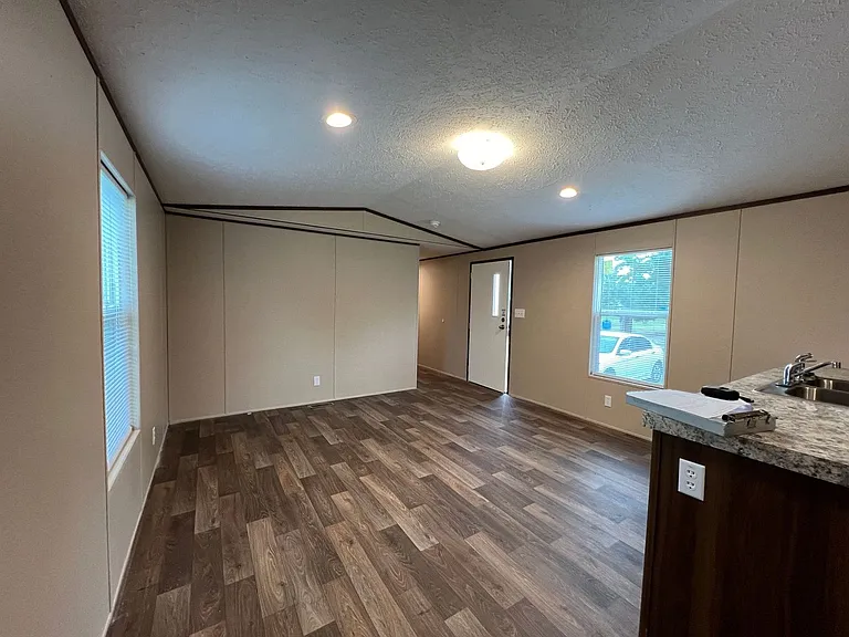 5012 Bullock Ct — Photo 12