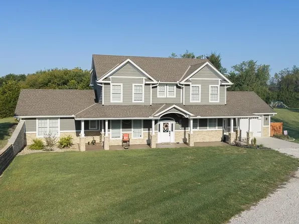 19602 Dempsey Rd, Leavenworth, KS 66048