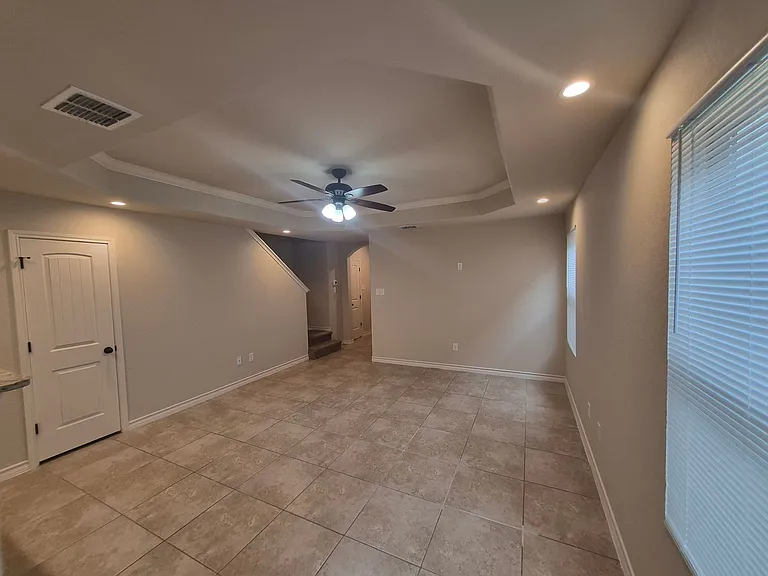 6842 Lakeview Dr #101 — Photo 4