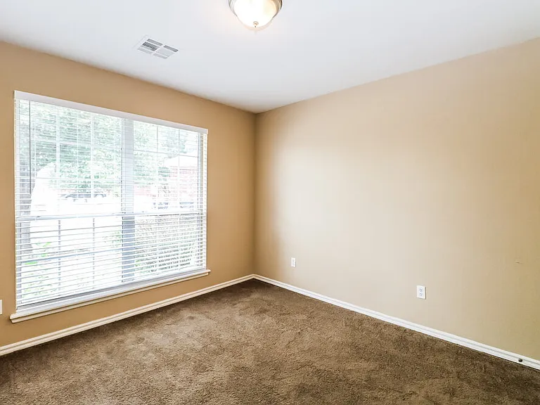 2200 SW 141st Pl — Photo 14